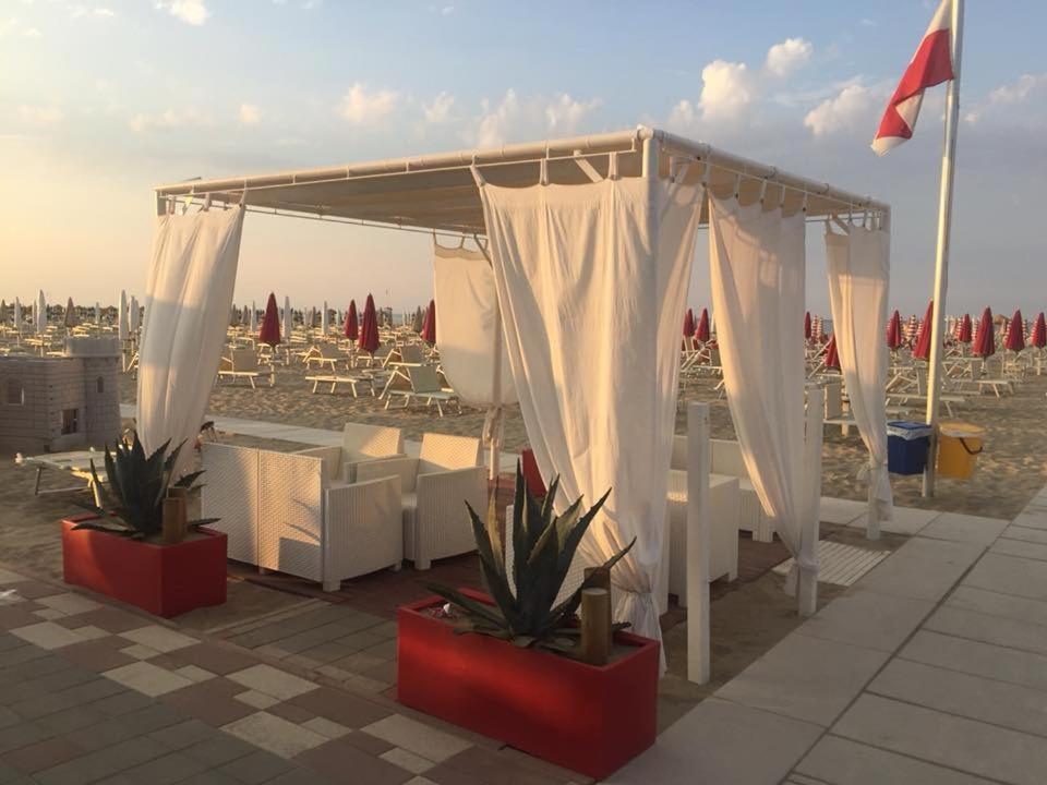 Hotel Venus Rimini Kültér fotó