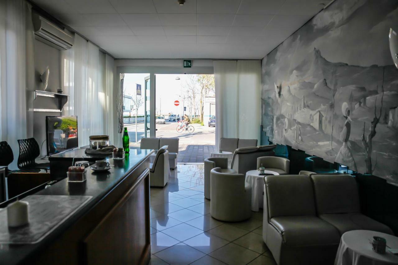 Hotel Venus Rimini Kültér fotó